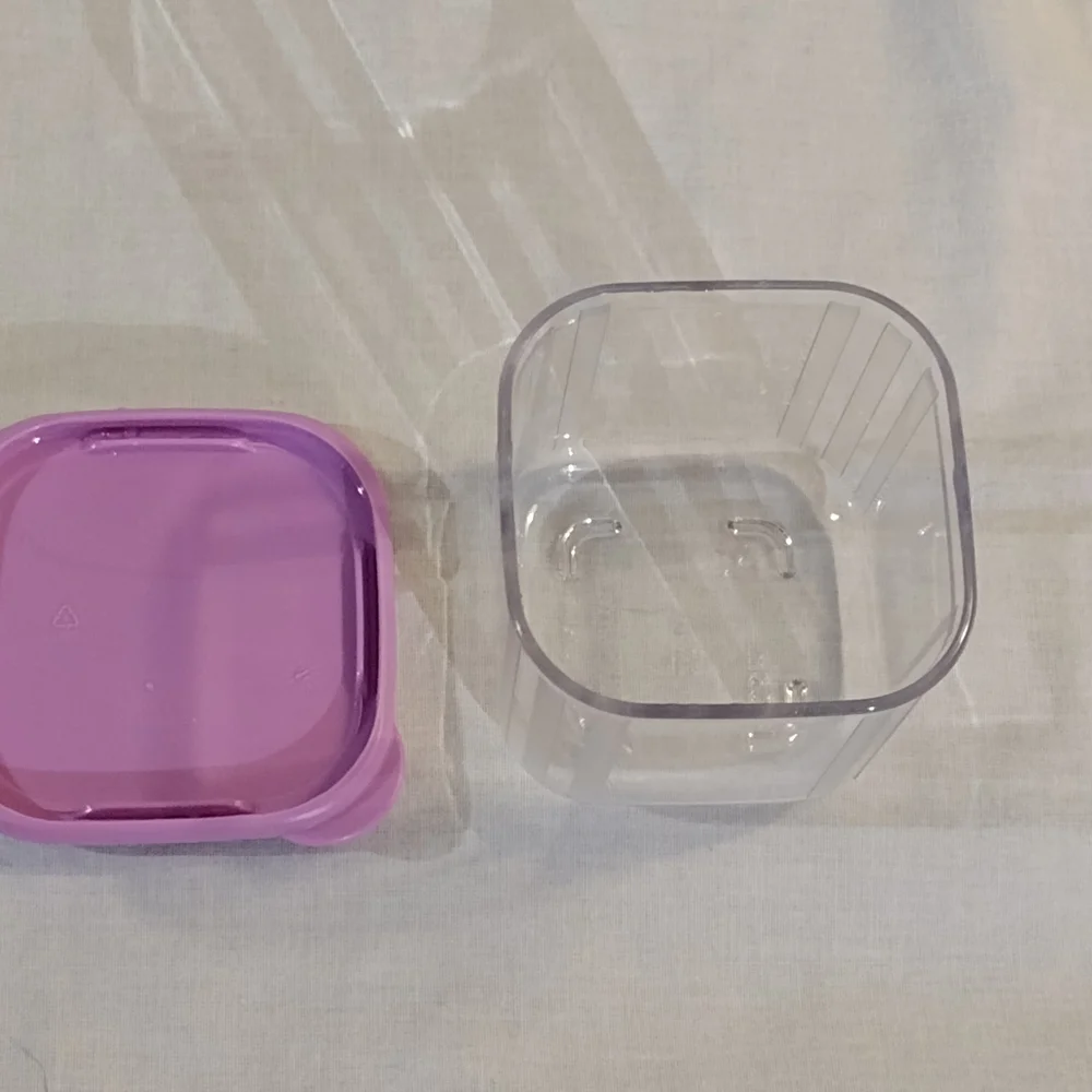 Tupperware Pastel Lid Storage Set - Picture 6 of 16